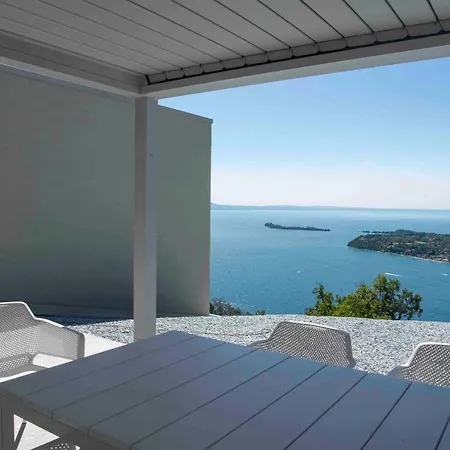 Infinity Villa *